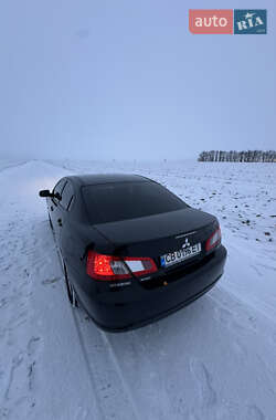 Седан Mitsubishi Galant 2009 в Бобровиці