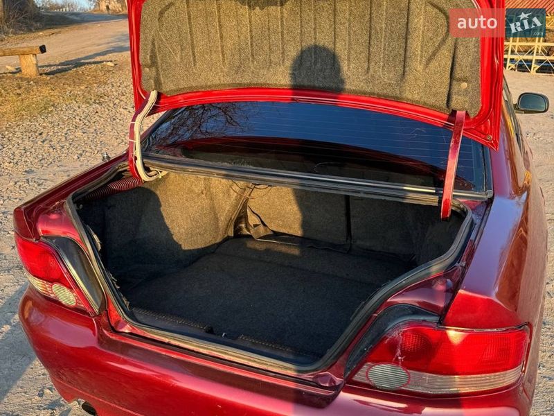 Седан Mitsubishi Galant 1999 в Градижске