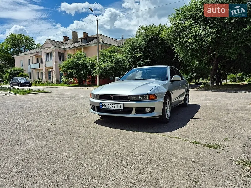 Mitsubishi Galant 2001