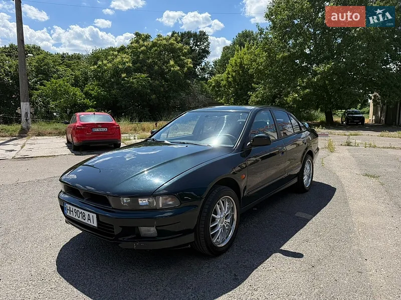Mitsubishi Galant