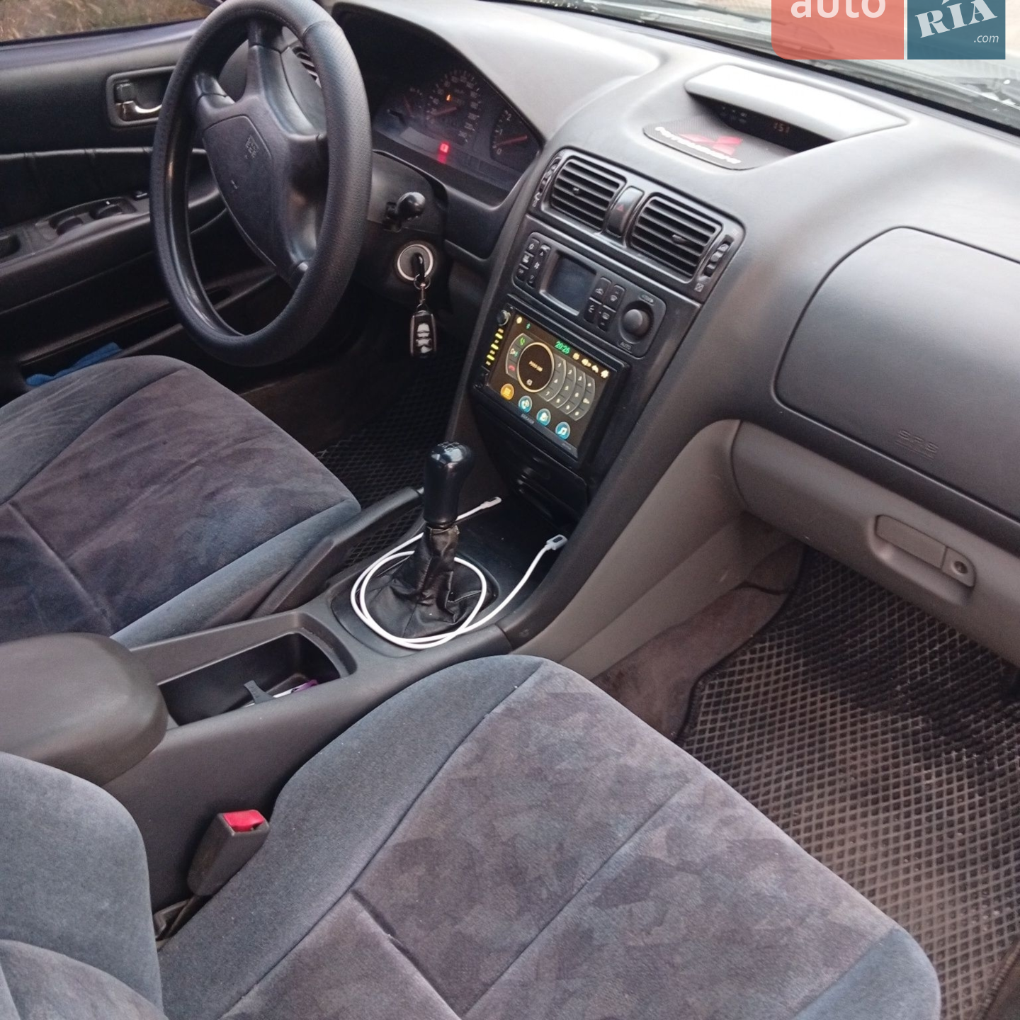 Mitsubishi Galant 1997 VIN JMBSNE11AFY000251 фото оголошення 3 з 5