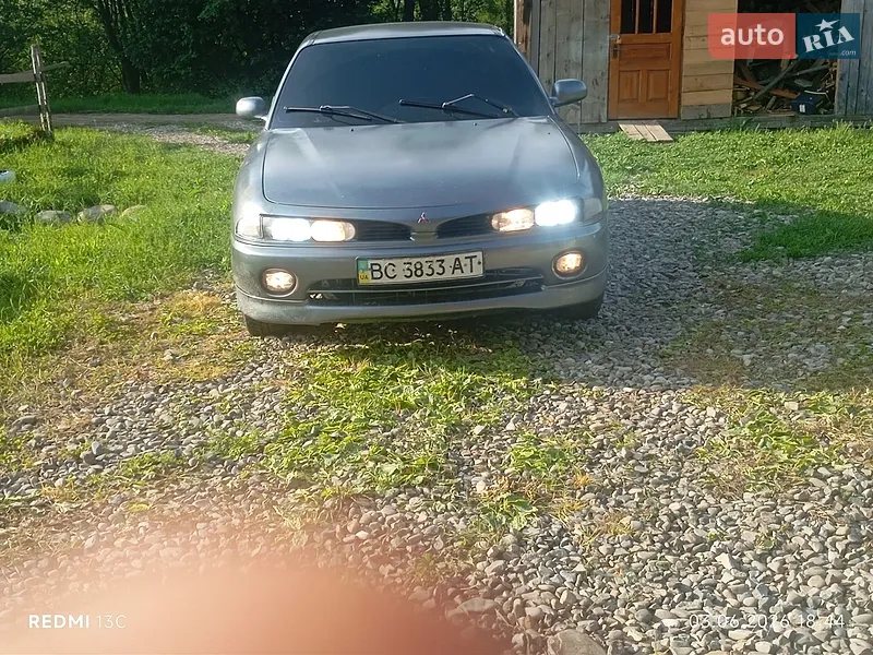 Mitsubishi Galant