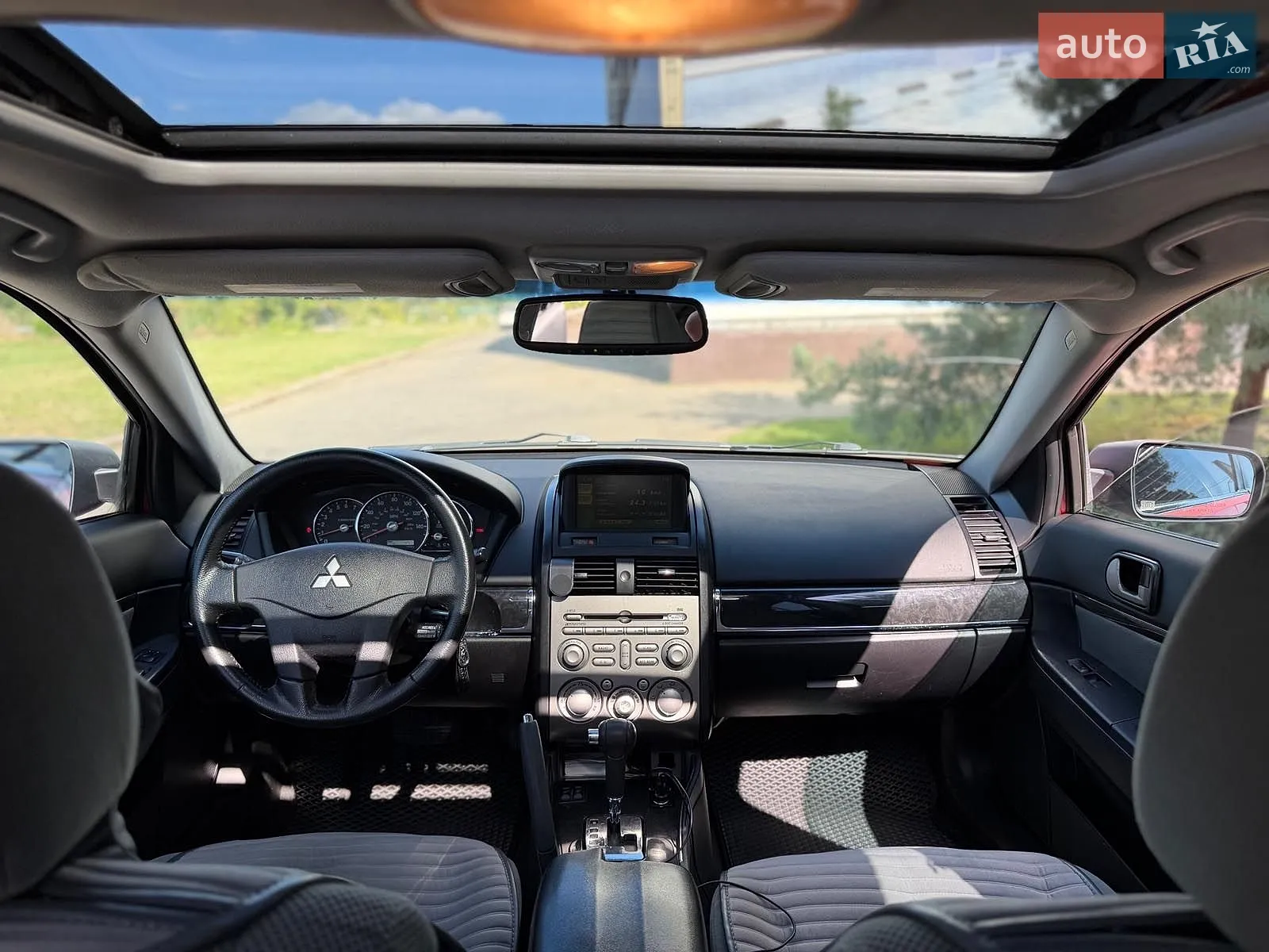 2012 Mitsubishi Galant - мініатюра 18