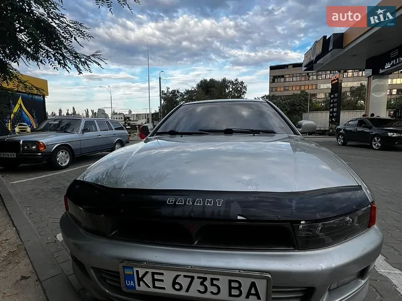 Mitsubishi Galant 1999