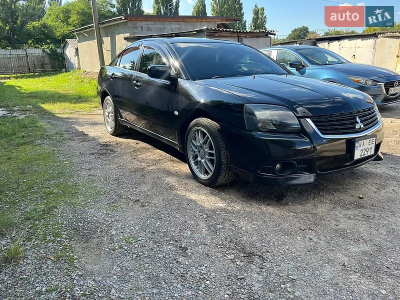 Mitsubishi Galant