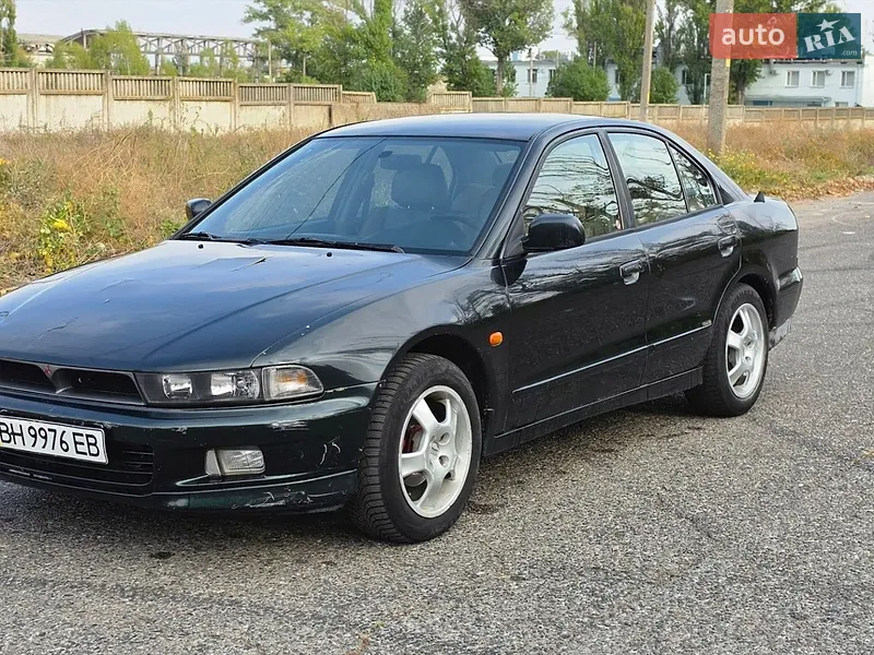 Mitsubishi Galant