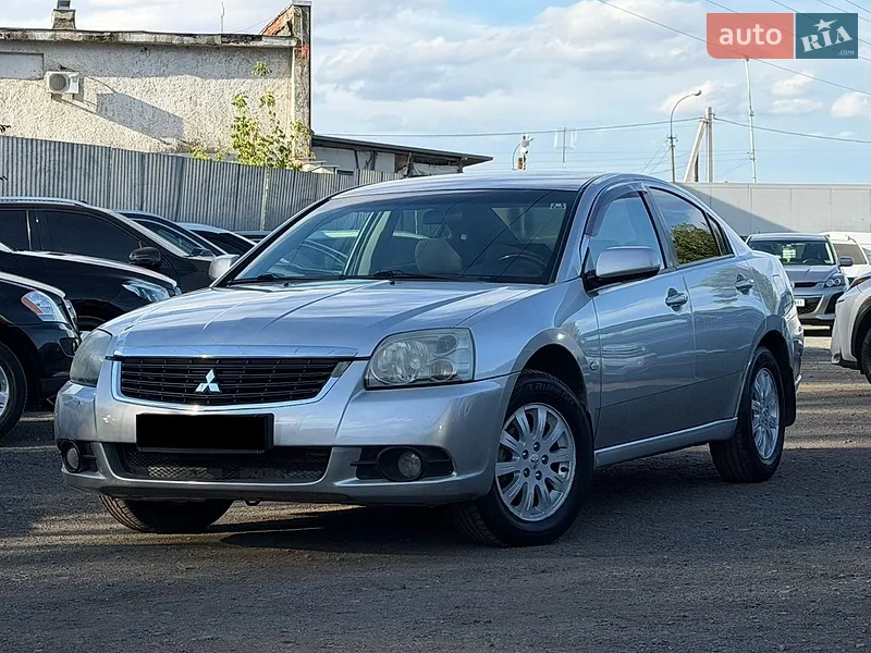 Mitsubishi Galant 2009