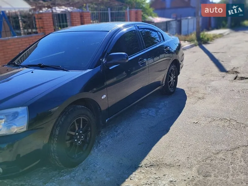 Mitsubishi Galant