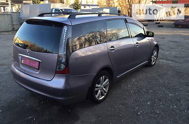  Mitsubishi Grandis 2005 в 
