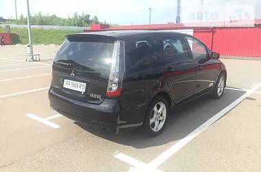 Универсал Mitsubishi Grandis 2009 в Киеве