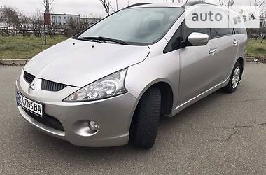 Мінівен Mitsubishi Grandis 2009 в Києві