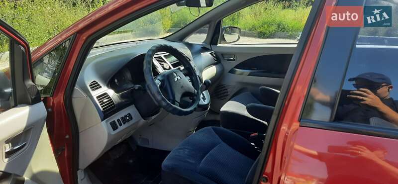 Минивэн Mitsubishi Grandis 2007 в Полтаве
