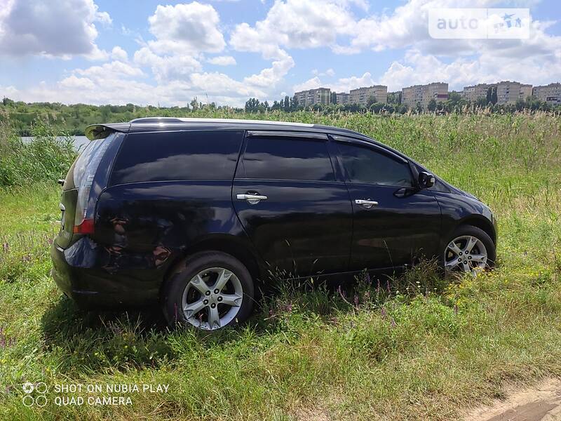 Минивэн Mitsubishi Grandis 2008 в Кривом Роге