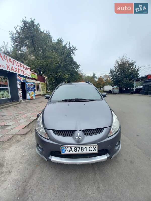 Минивэн Mitsubishi Grandis 2008 в Киеве