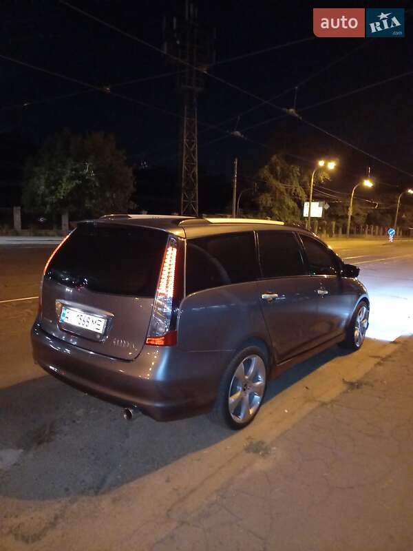 Минивэн Mitsubishi Grandis 2008 в Киеве