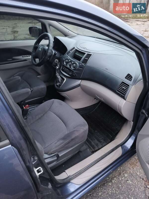 Универсал Mitsubishi Grandis 2006 в Братском