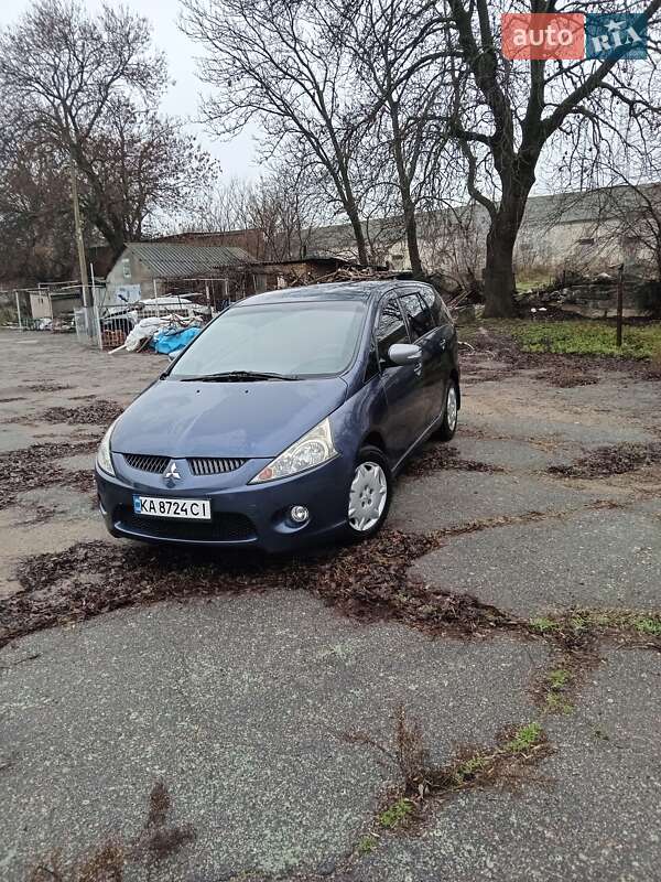 Универсал Mitsubishi Grandis 2006 в Братском