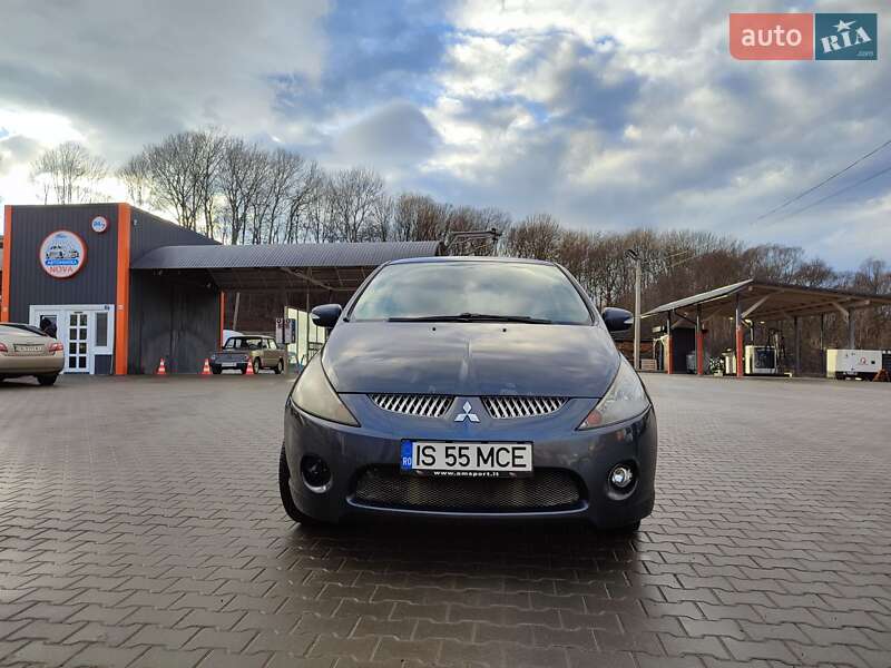 Минивэн Mitsubishi Grandis 2007 в Черновцах