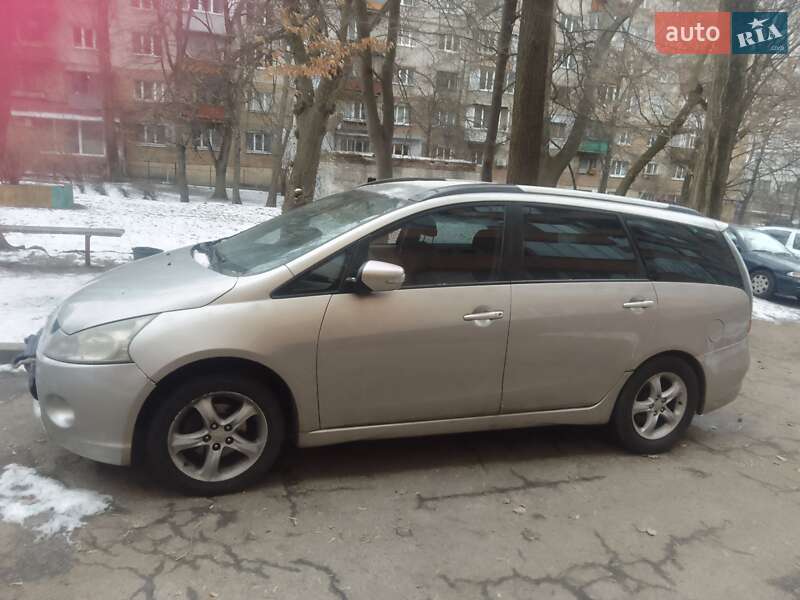 Универсал Mitsubishi Grandis 2009 в Киеве