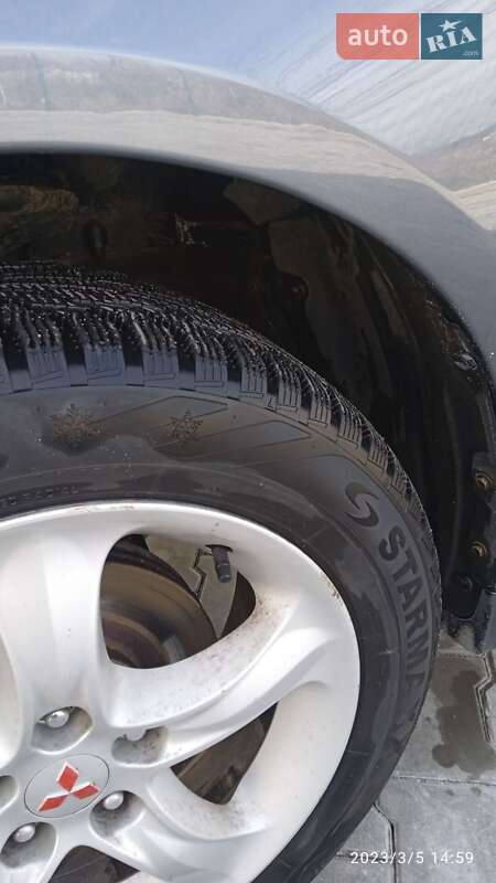 Минивэн Mitsubishi Grandis 2006 в Житомире