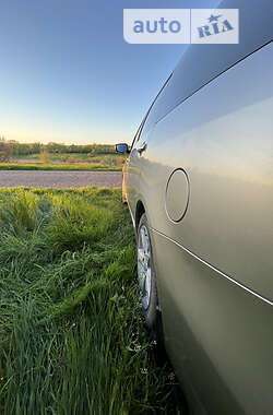 Минивэн Mitsubishi Grandis 2008 в 