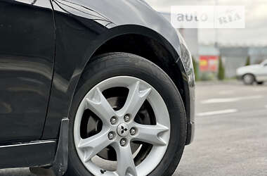 Мінівен Mitsubishi Grandis 2008 в 