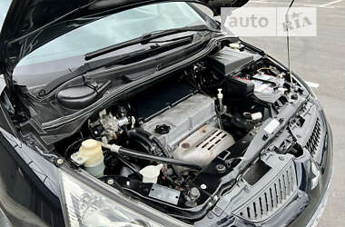 Мінівен Mitsubishi Grandis 2008 в 