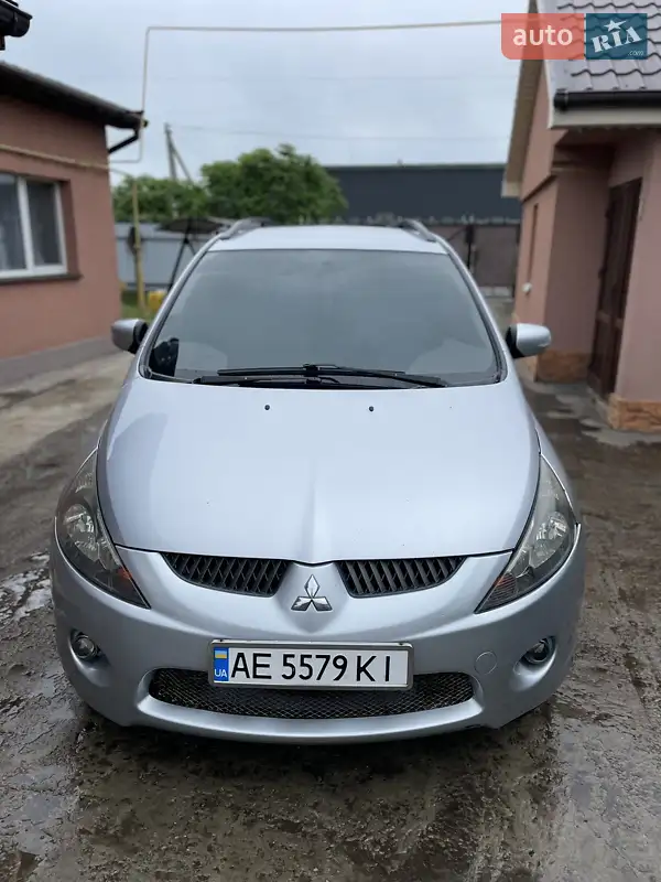 Mitsubishi Grandis