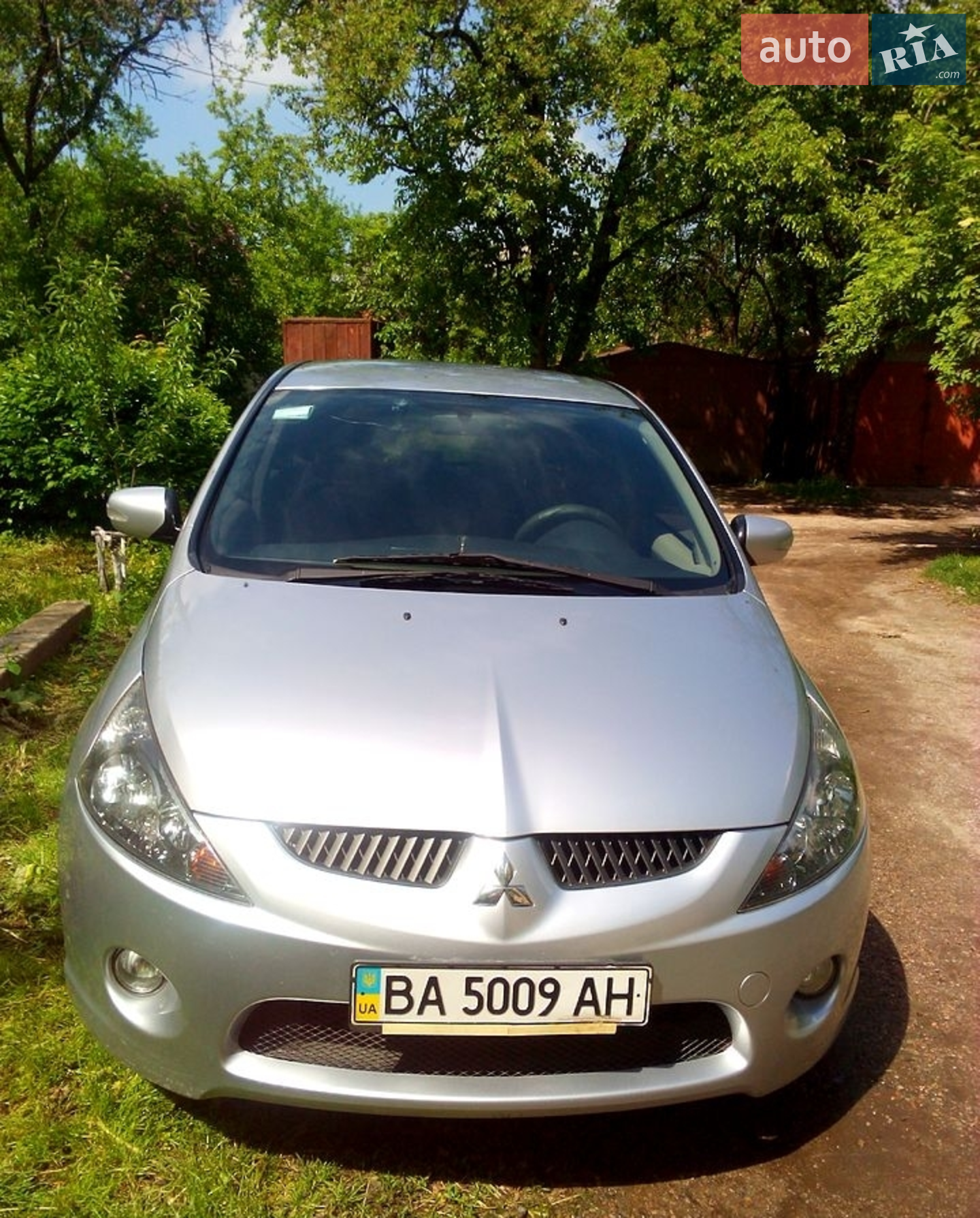 Mitsubishi Grandis 2007