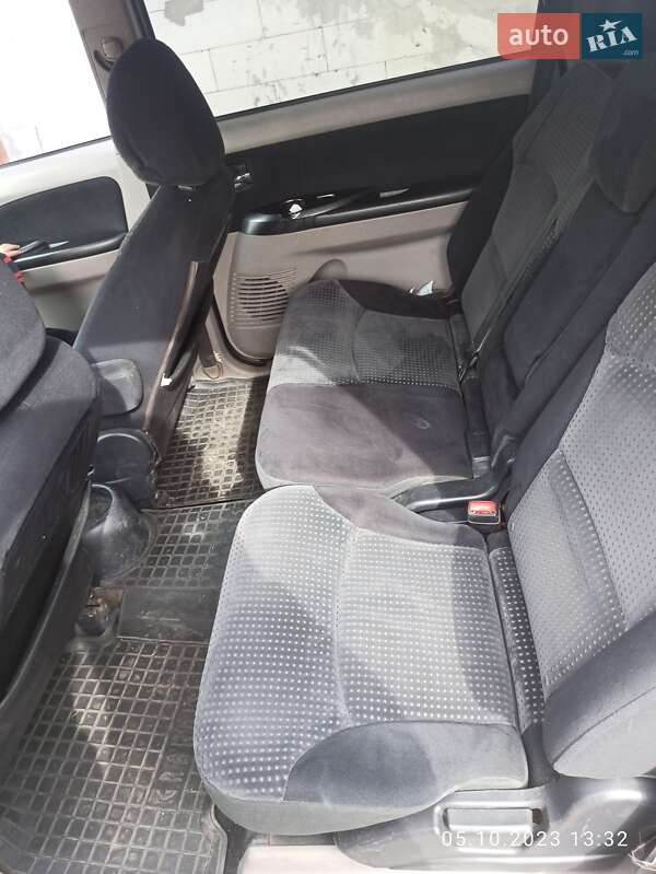 Минивэн Mitsubishi Grandis 2007 в Киеве