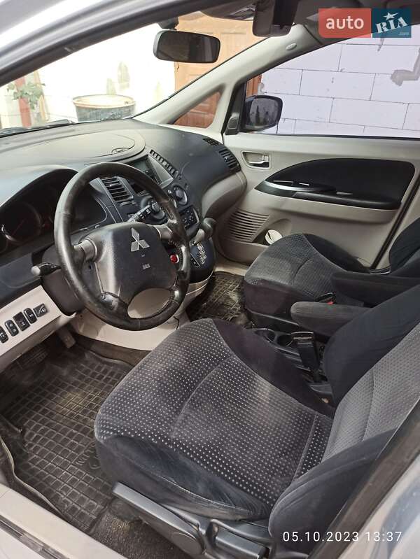 Минивэн Mitsubishi Grandis 2007 в Киеве