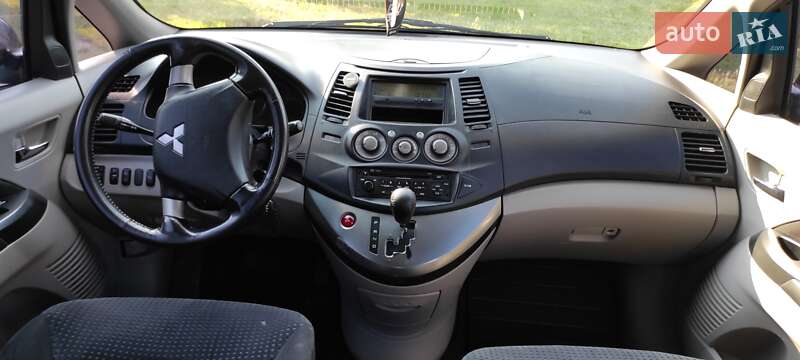 Минивэн Mitsubishi Grandis 2006 в Днепре