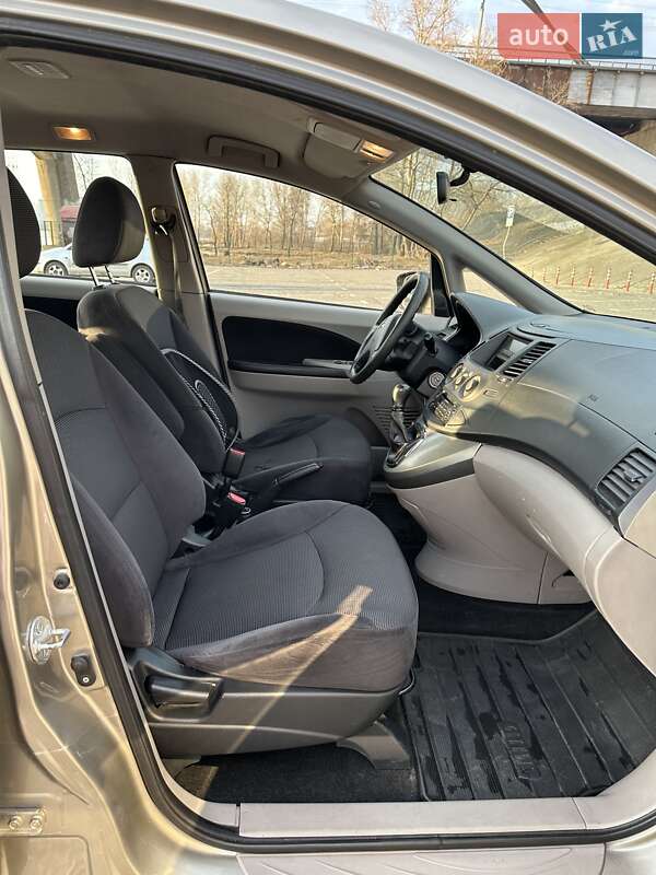 Минивэн Mitsubishi Grandis 2007 в Киеве
