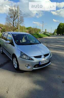 Минивэн Mitsubishi Grandis 2004 в Тульчине