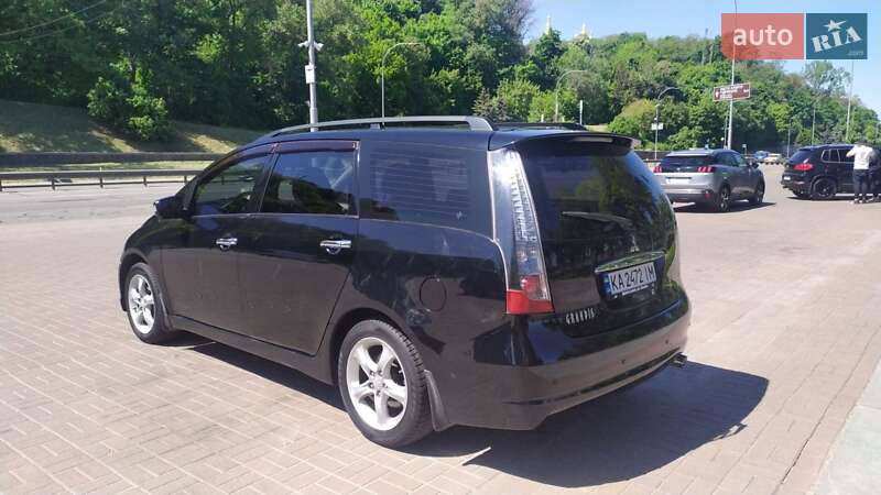 Мінівен Mitsubishi Grandis 2007 в Києві