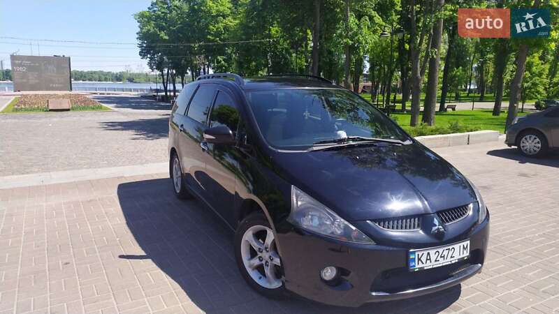 Мінівен Mitsubishi Grandis 2007 в Києві