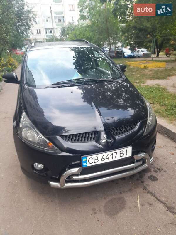 Mitsubishi Grandis 2007