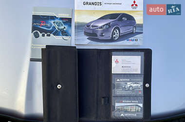 Минивэн Mitsubishi Grandis 2008 в Кременчуге