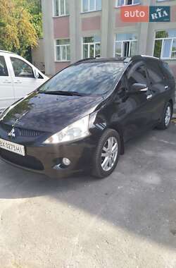 Минивэн Mitsubishi Grandis 2008 в Волочиске