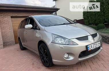 Мінівен Mitsubishi Grandis 2006 в Умані