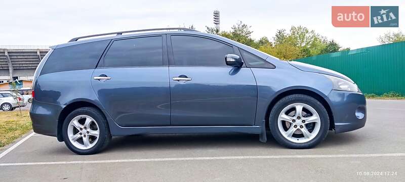 Минивэн Mitsubishi Grandis 2006 в Ивано-Франковске