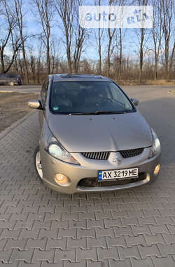 Мінівен Mitsubishi Grandis 2006 в Чернівцях