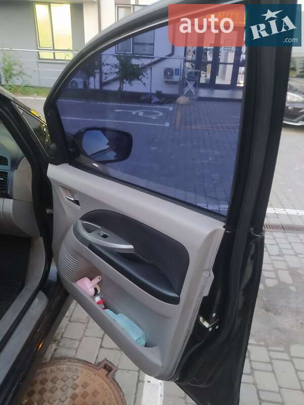 Минивэн Mitsubishi Grandis 2008 в Киеве