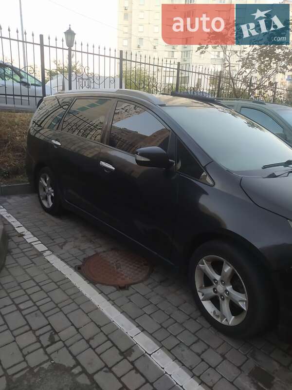 Минивэн Mitsubishi Grandis 2008 в Киеве