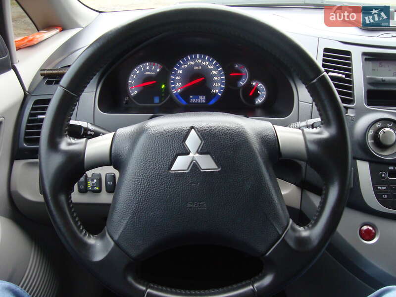 Минивэн Mitsubishi Grandis 2008 в Виннице