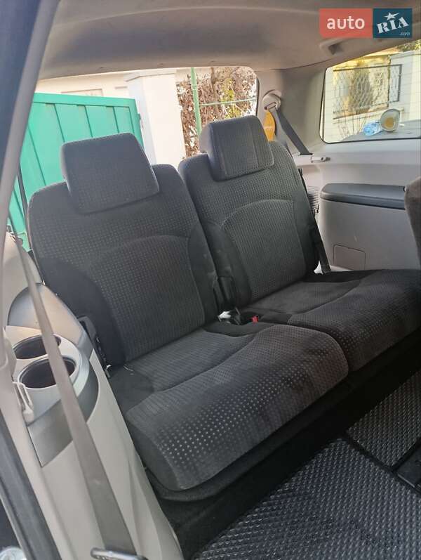 Минивэн Mitsubishi Grandis 2005 в Черноморске фото 17 Минивэн Mitsubishi Grandis 2005 в Черноморске