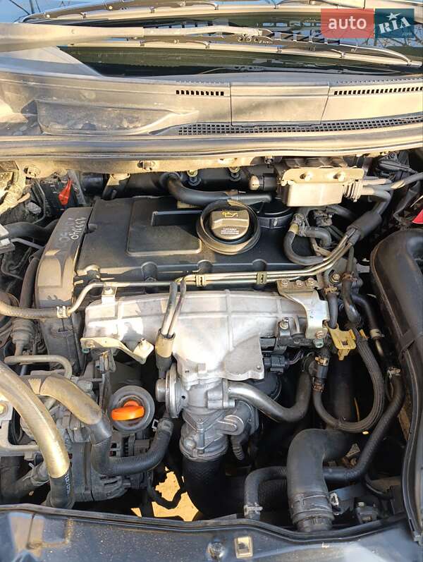 Минивэн Mitsubishi Grandis 2005 в Черноморске фото 23 Минивэн Mitsubishi Grandis 2005 в Черноморске