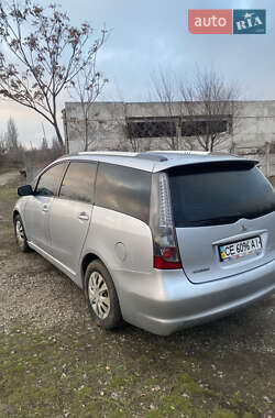 Минивэн Mitsubishi Grandis 2007 в 