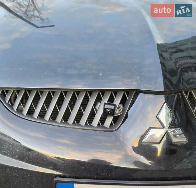 Мінівен Mitsubishi Grandis 2007 в Києві