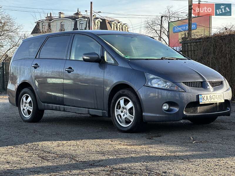 Мінівен Mitsubishi Grandis 2005 в Києві